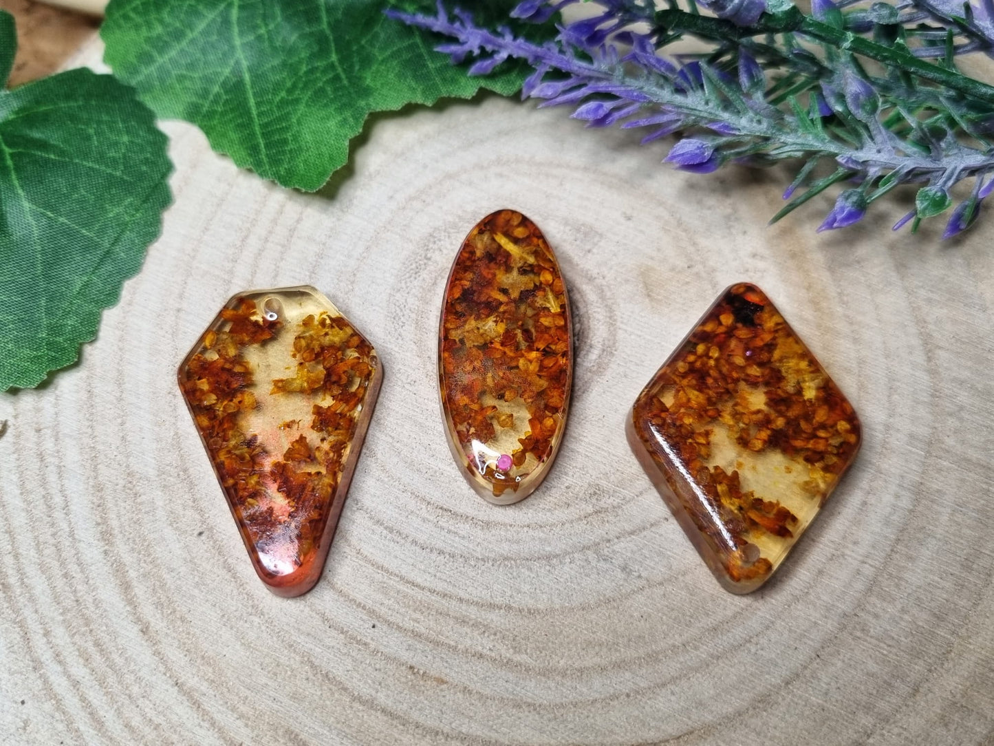 Ciondoli naturali forme in Resina