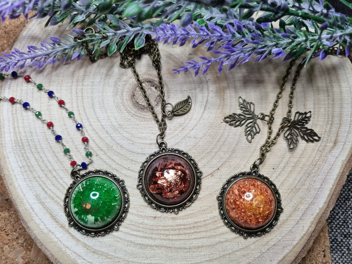 Ciondoli cabochon in Resina (con cammeo)