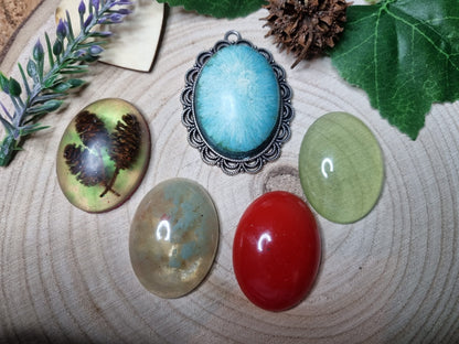 Ciondoli cabochon in Resina (con cammeo)