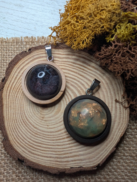 Ciondoli in Resina con Cammeo in legno